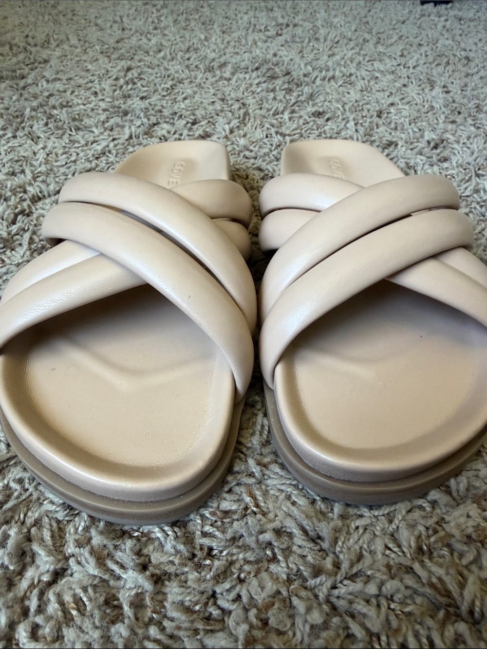Covet Women's Crisscross Slides - Picture 7 of 9